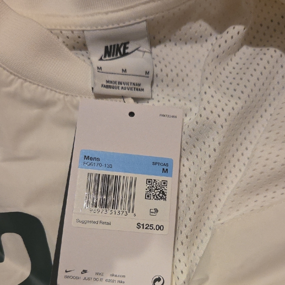Nike Basketball Jacket - Picture 2 of 7